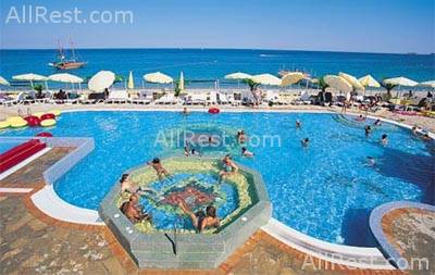 Pirates Beach Club 23